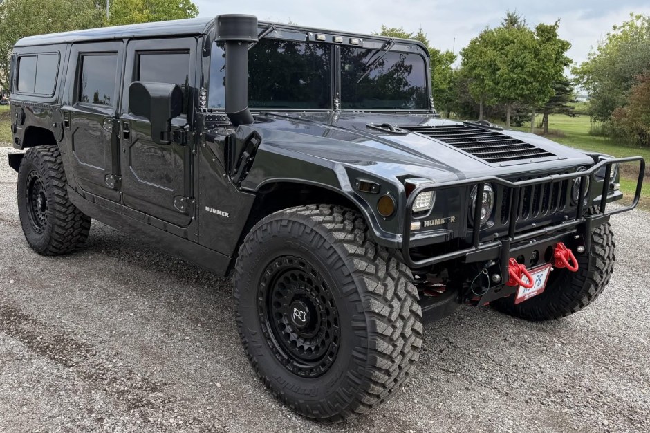 1998 Hummer H1 sold at auction for $95,000