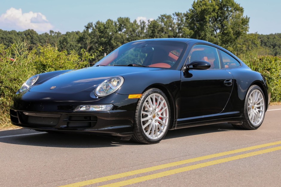 2007 Porsche 997 sold at auction for $66,500