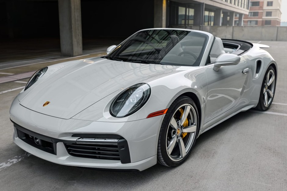 2021 Porsche 992 sold at auction for $215,000