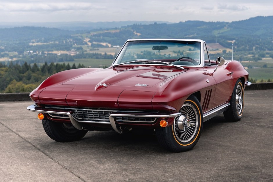 1966 Chevrolet Corvette sold at auction for $100,000