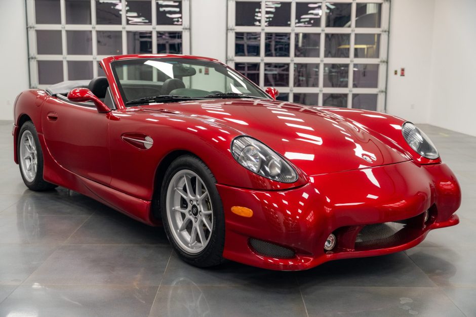 2005 Panoz Esperante sold at auction for $62,000