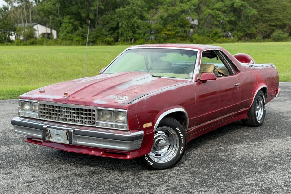 1987 Chevrolet El Camino sold at auction for $2,100