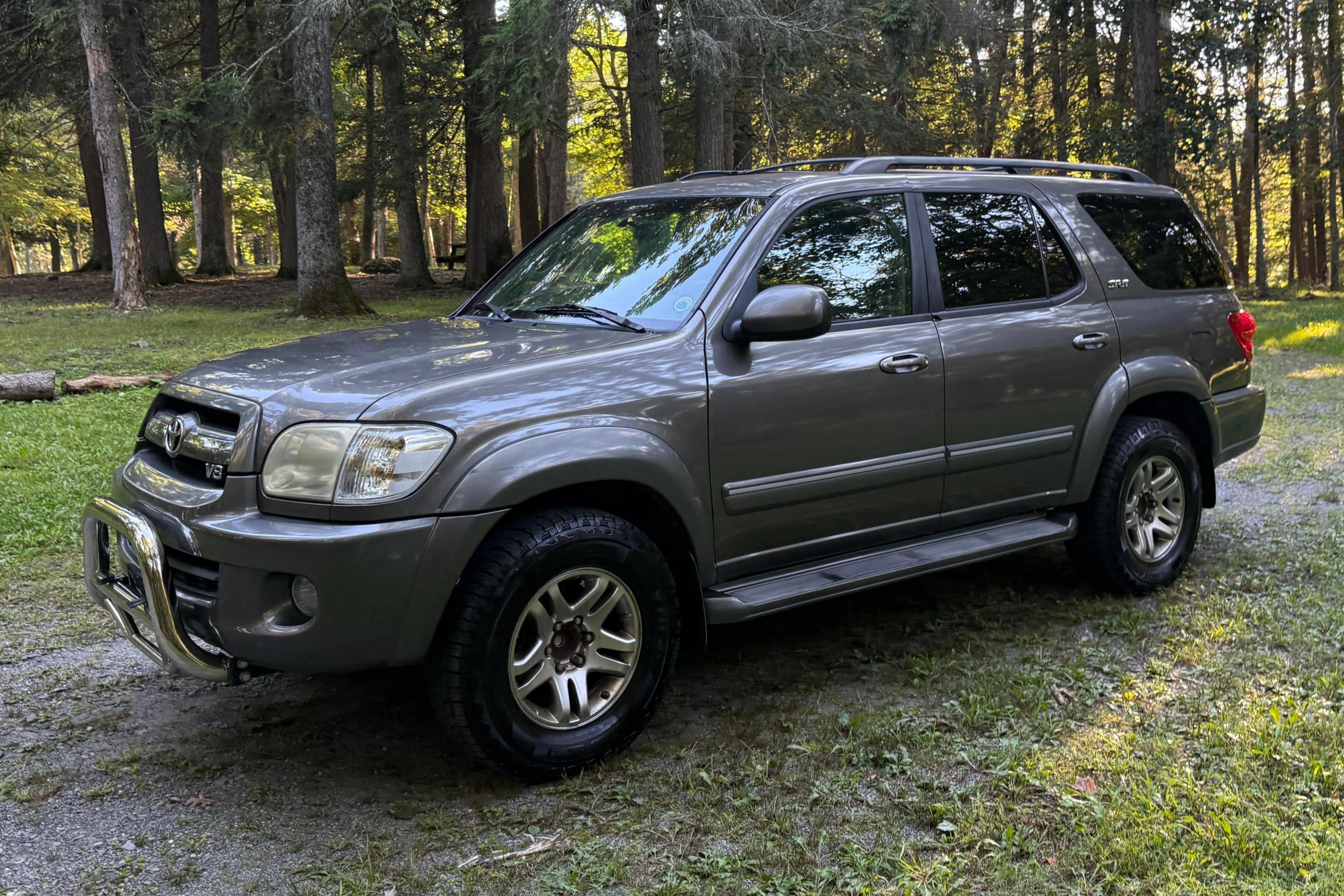 2005 Toyota Sequoia sold at auction for $4,600