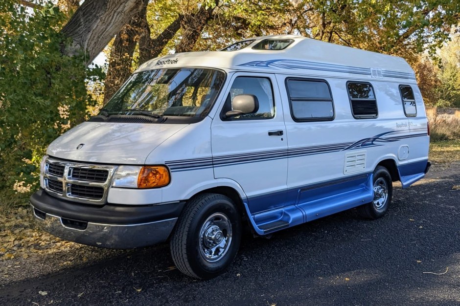1998 Dodge Ram sold at auction for $25,250