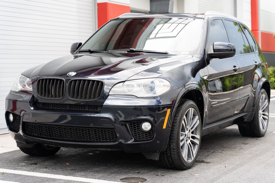 2013 BMW X5 sold at auction for $9,850