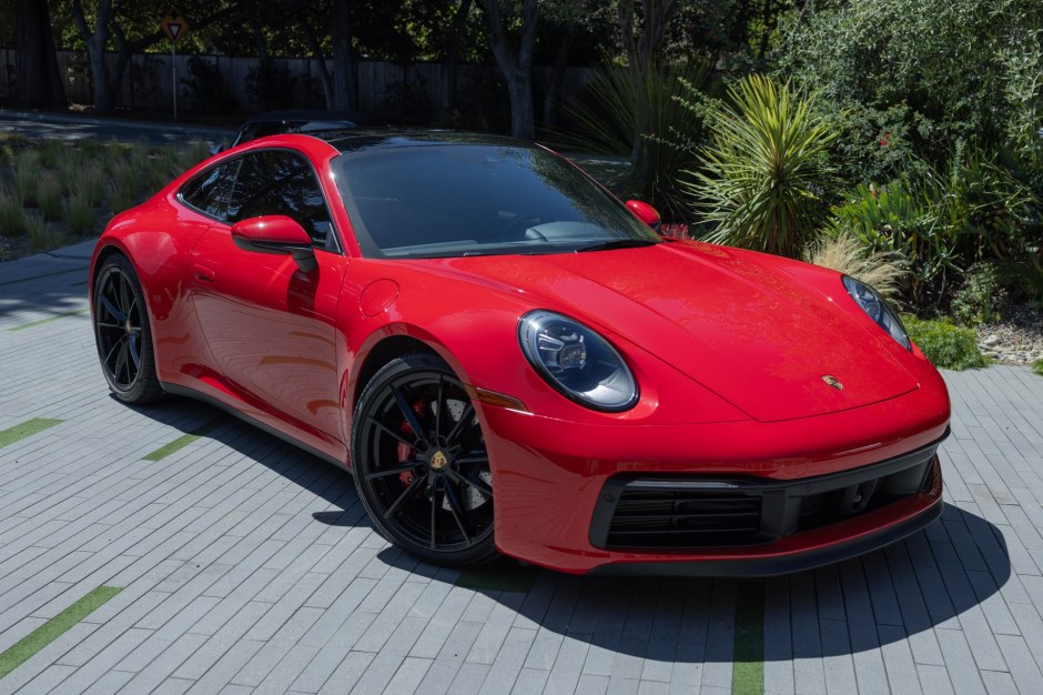 2020 Porsche 992 sold at auction for $117,000