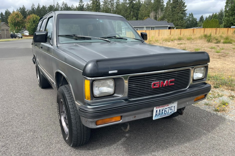1992 GMC Jimmy sold at auction for $3,500