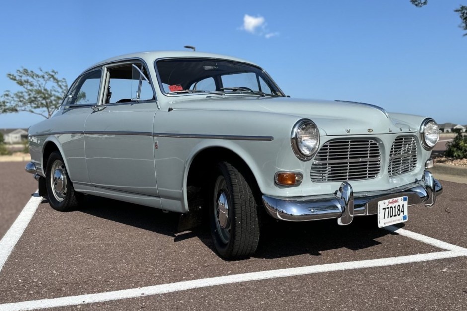 1967 Volvo Amazon sold at auction for $11,000