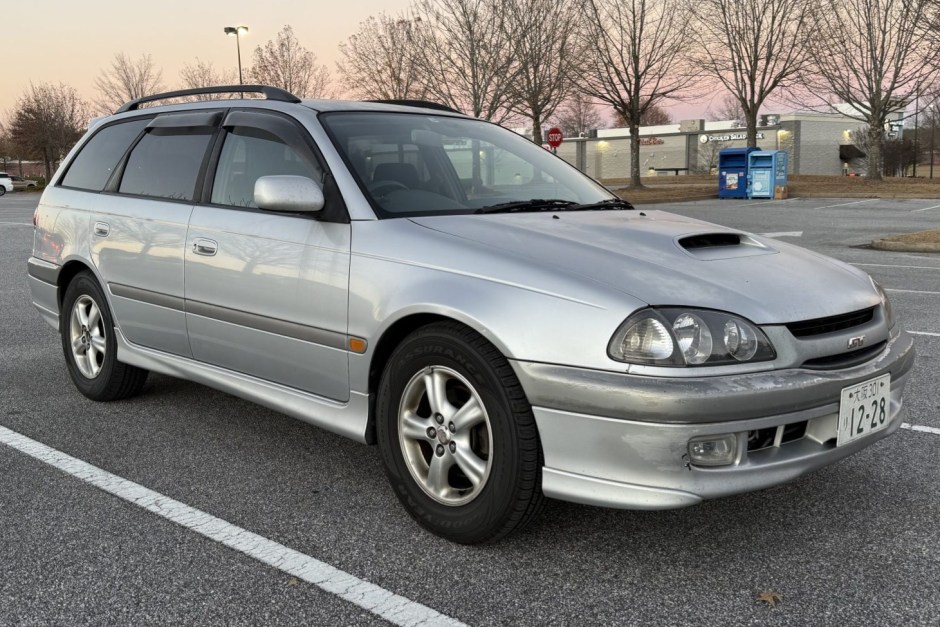 1997 Toyota Caldina sold at auction for $6,800