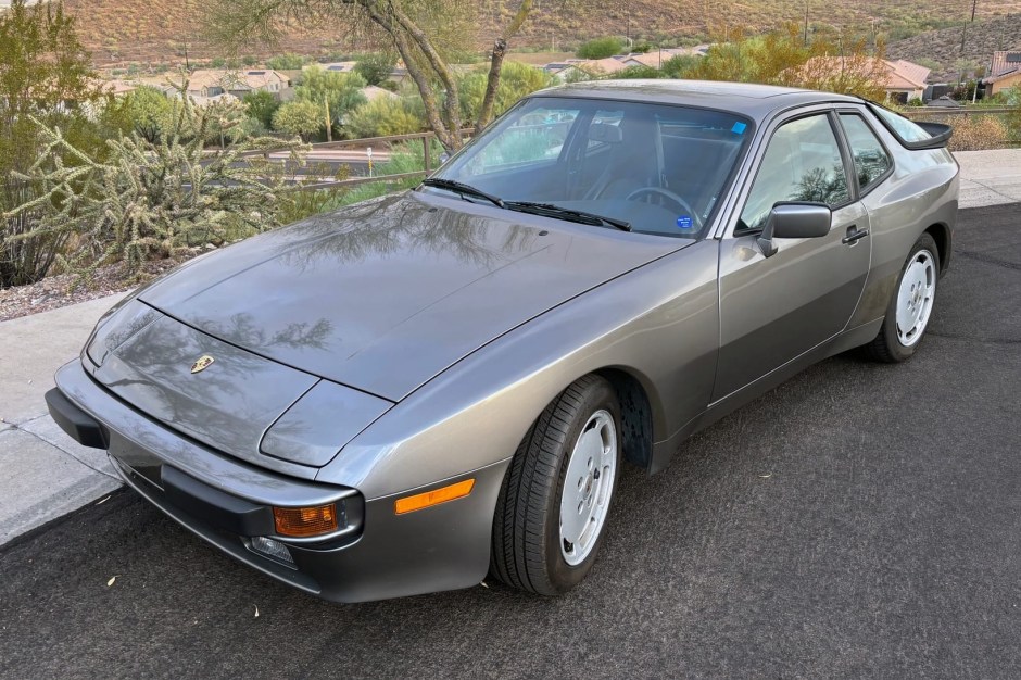 1987 Porsche 944 sold at auction for $15,600