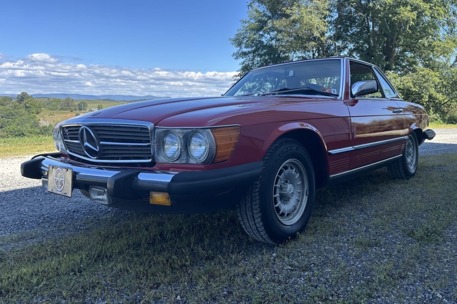 1985 Mercedes-Benz 380 sold at auction for $11,000