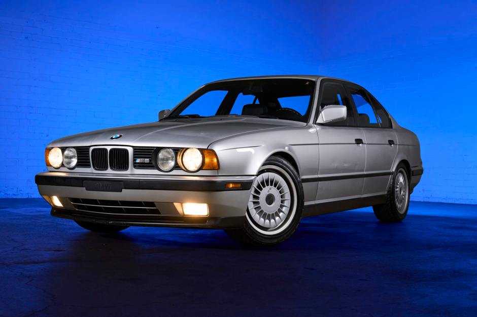 1991 BMW M5 sold at auction for $18,005