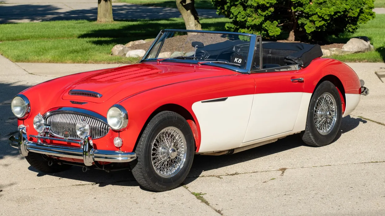1965 Austin-Healey 3000 sold at auction for $65,000