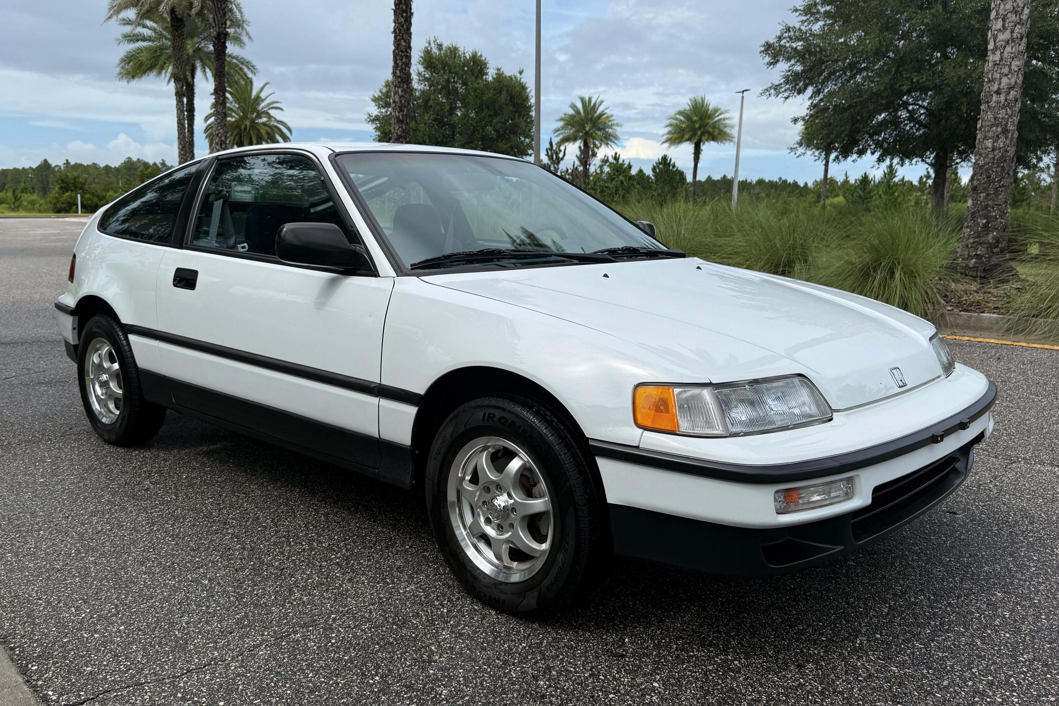 1991 Honda CRX sold at auction for $8,100