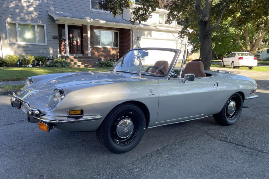 1972 Fiat 850 sold at auction for $13,000