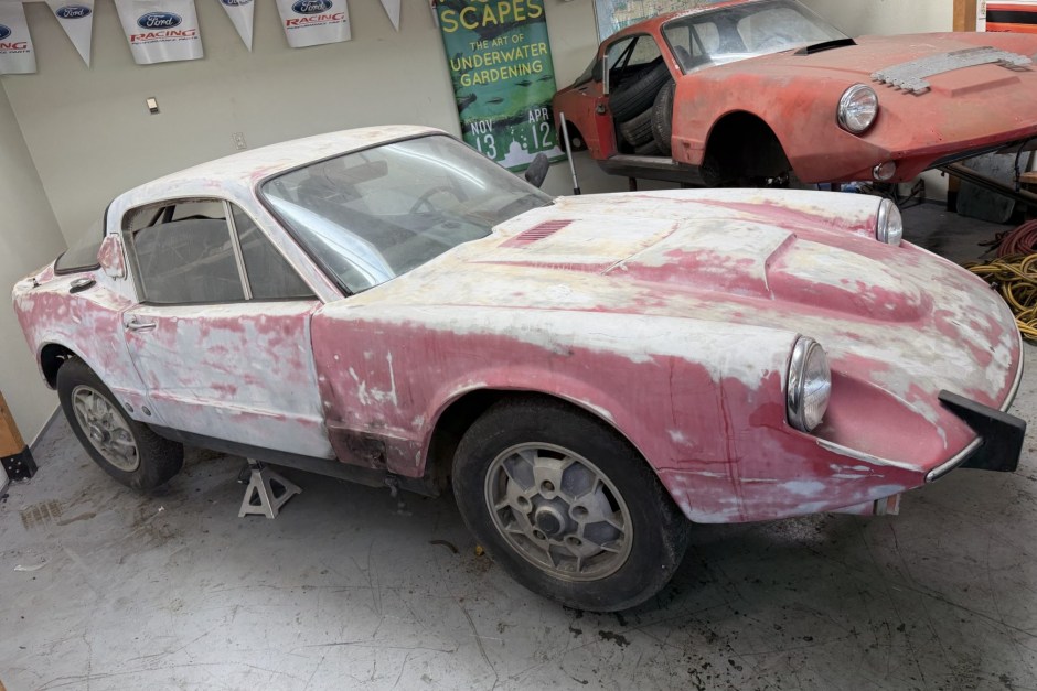 1968 Saab Sonett sold at auction for $650