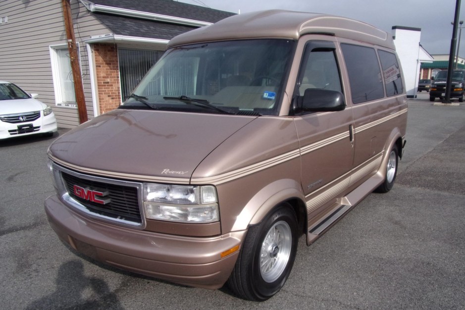 1995 GMC Van sold at auction for $9,000
