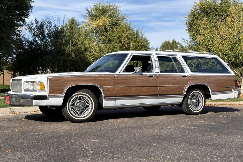 1988 Mercury Colony Park sold at auction for $8,500
