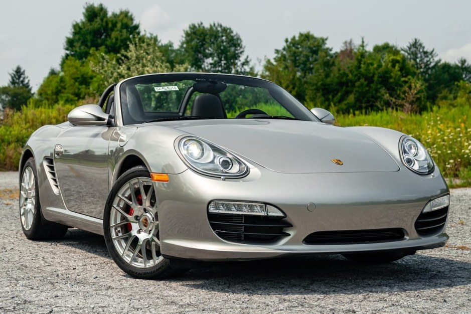 2011 Porsche Boxster sold at auction for $49,000