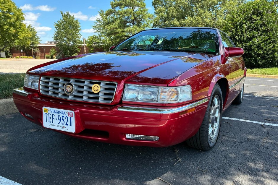 2001 Cadillac Eldorado sold at auction for $8,600