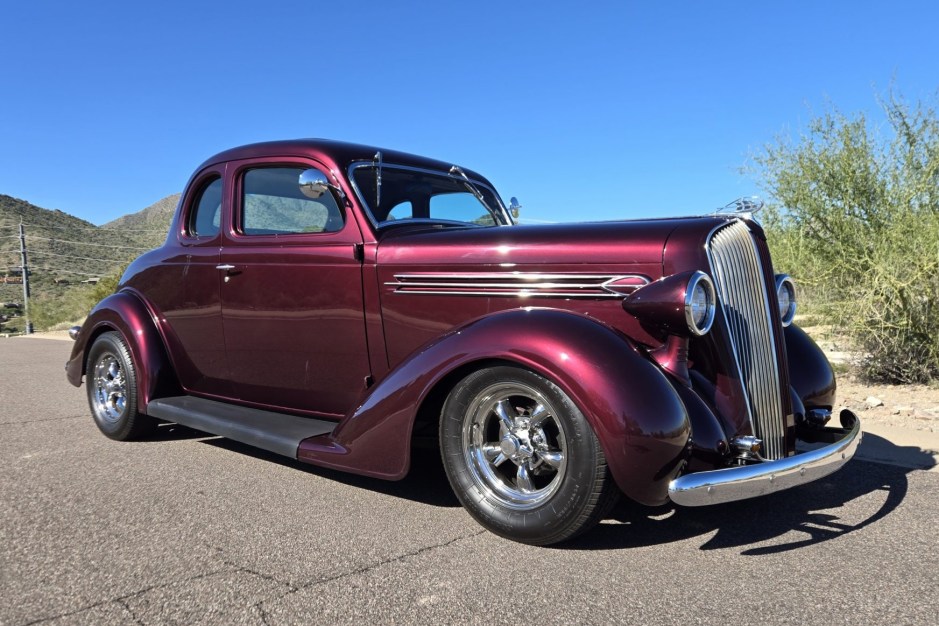 1936 Plymouth Deluxe sold at auction for $29,000