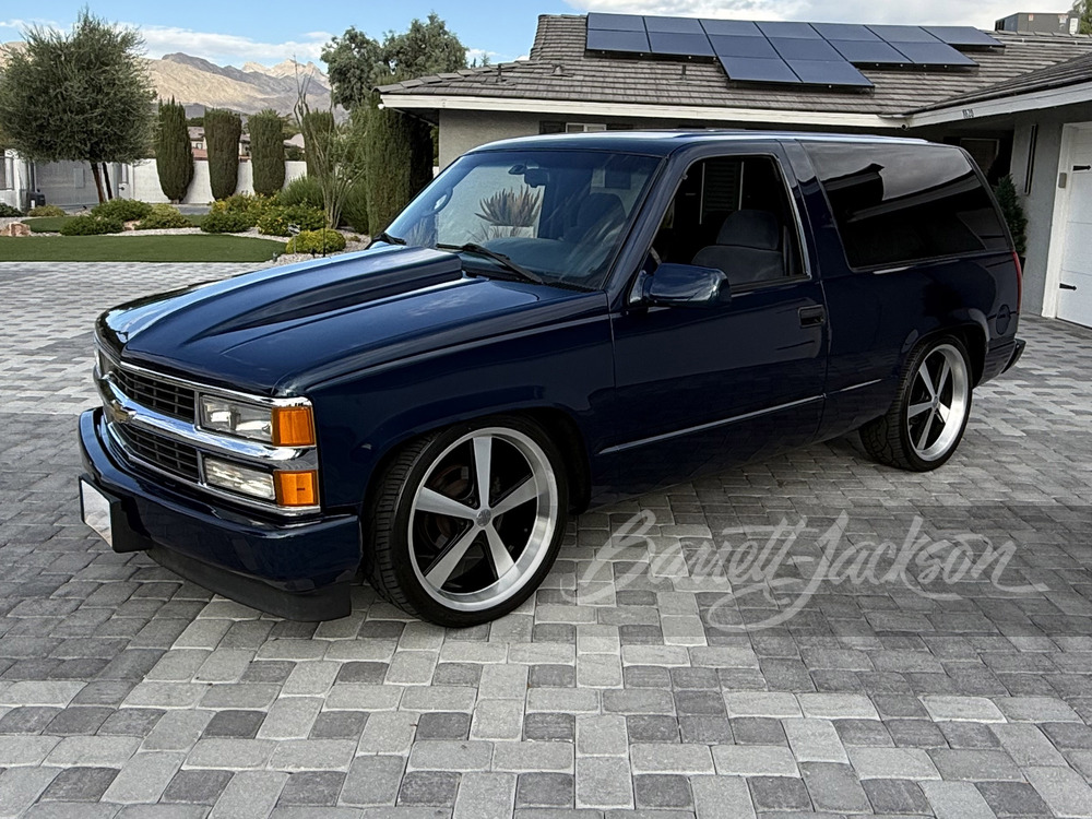 1996 Chevrolet Tahoe sold at auction for $17,050