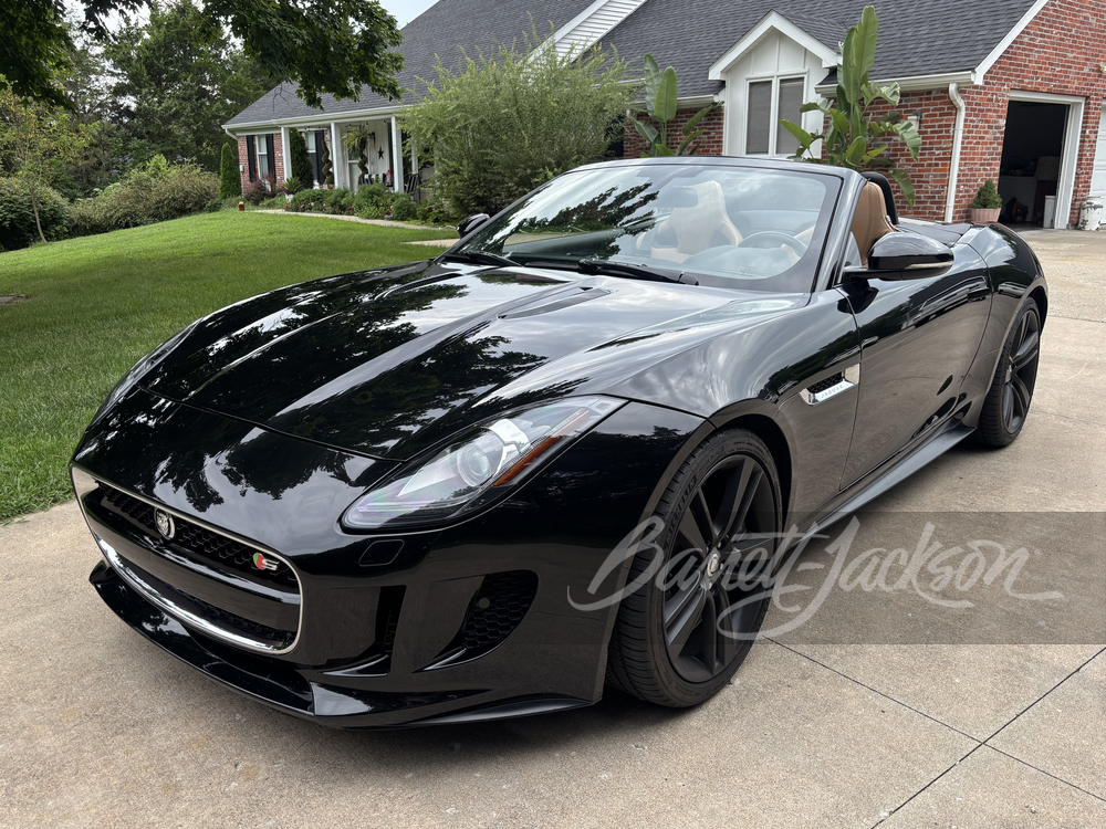 2014 Jaguar F-TYPE sold at auction for $36,300