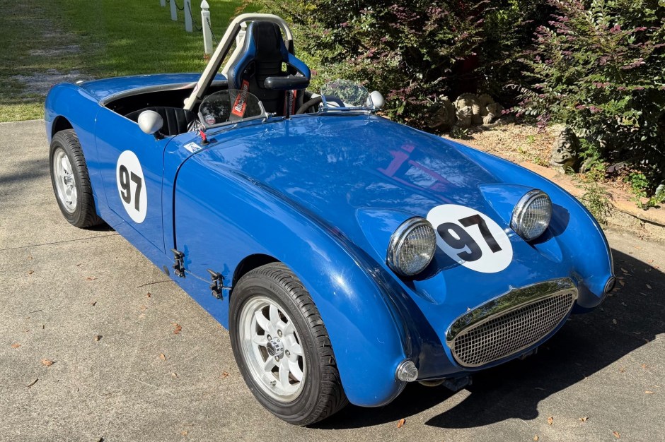 1960 Austin-Healey Sprite sold at auction for $9,700