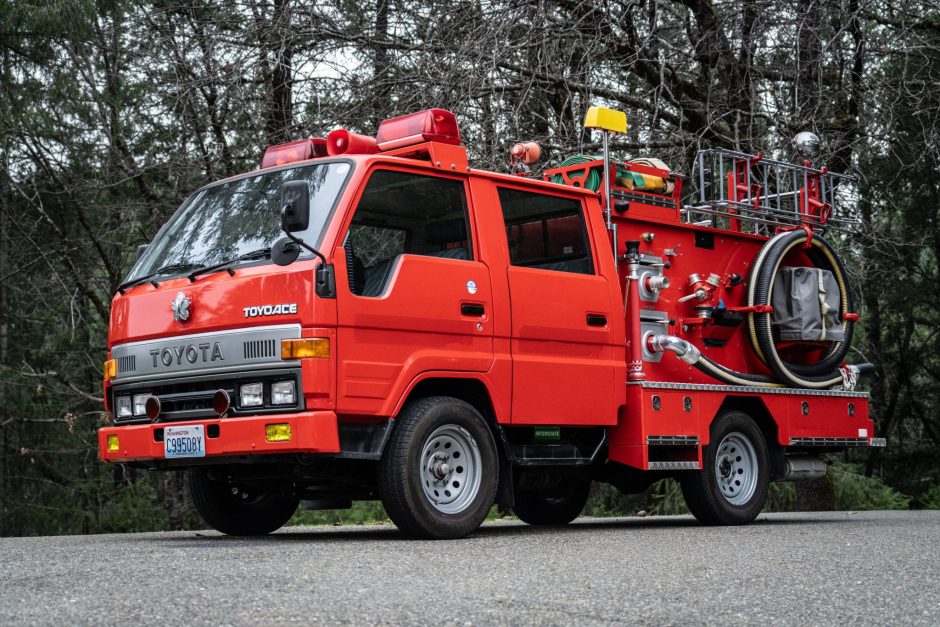 1993 Toyota ToyoAce sold at auction for $13,500