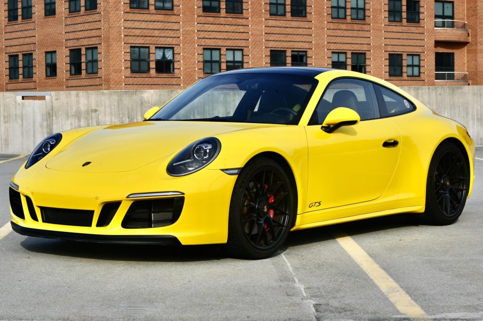 2019 Porsche 991 sold at auction for $127,008