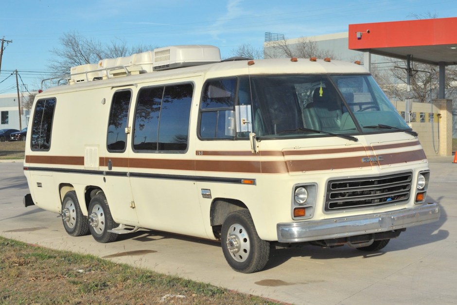 1975 GMC Motorhome sold at auction for $15,250