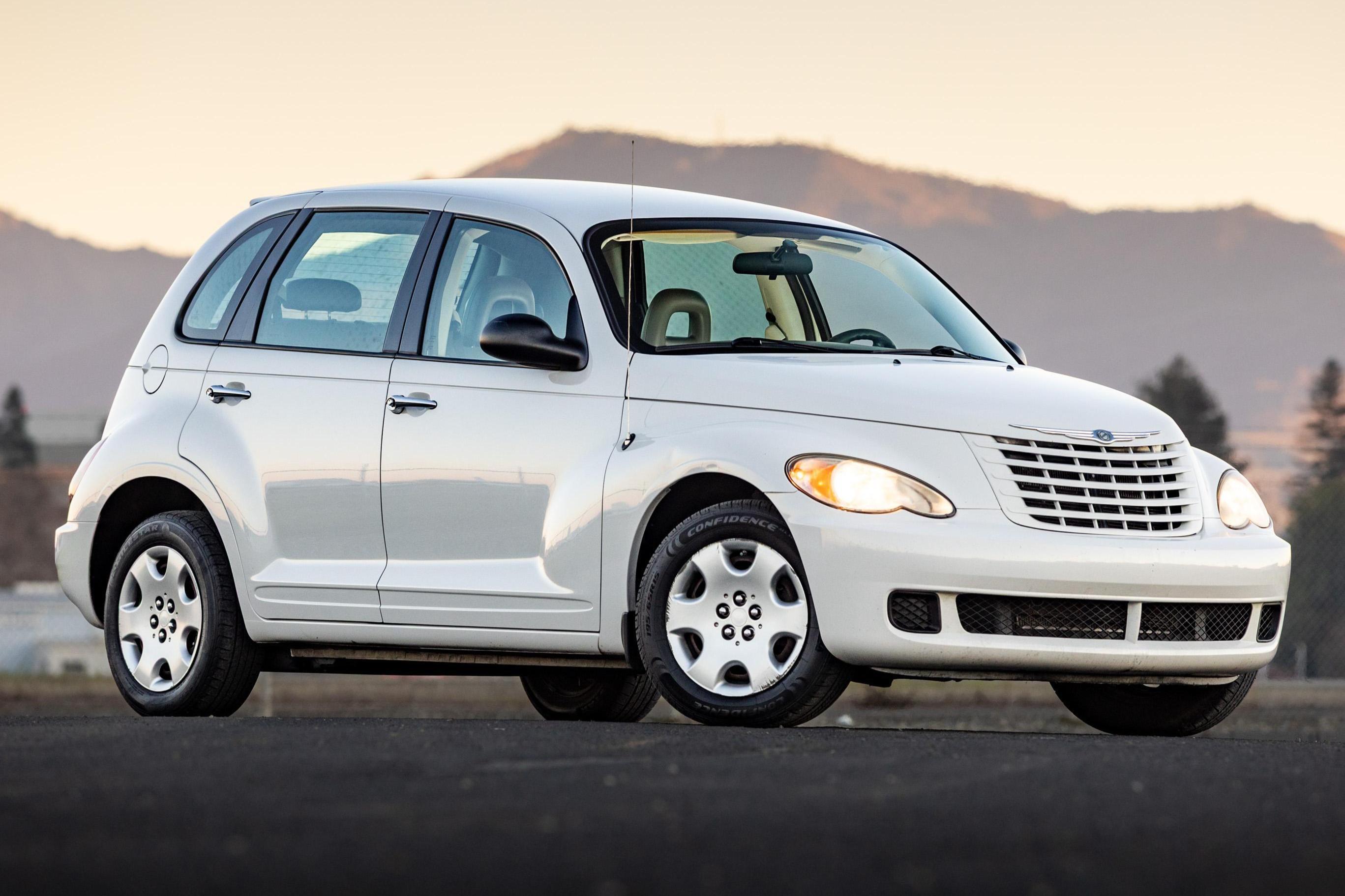 2009 Chrysler PT Cruiser sold at auction for $3,400