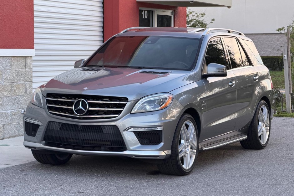 2014 Mercedes-Benz M-Class sold at auction for $17,250