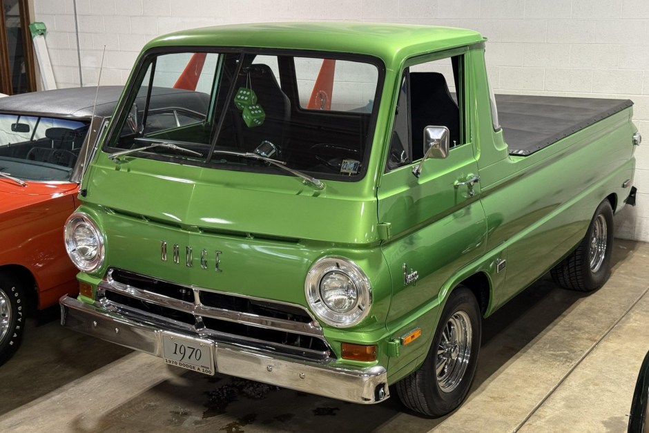 1970 Dodge A100 sold at auction for $27,501