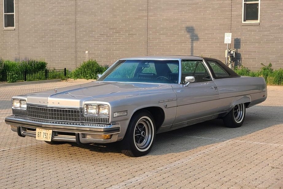 1975 Buick Electra sold at auction for $6,001