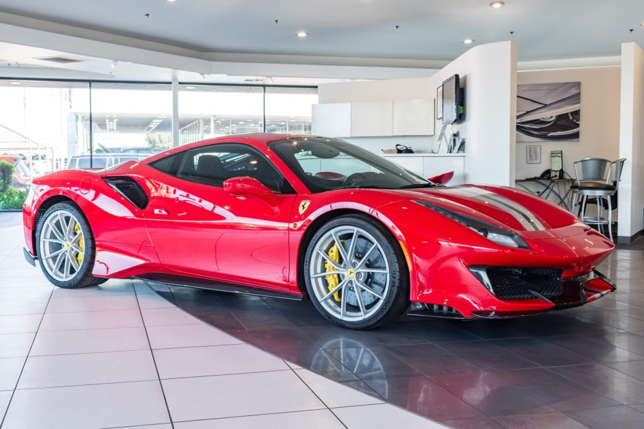 2019 Ferrari 488 sold at auction for $999,999