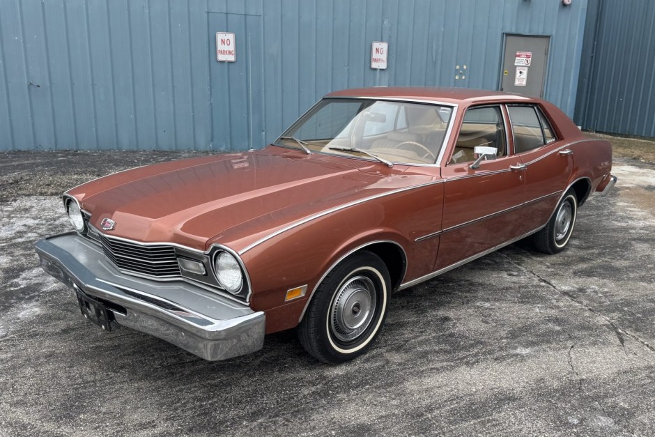 1976 Mercury Comet sold at auction for $6,900