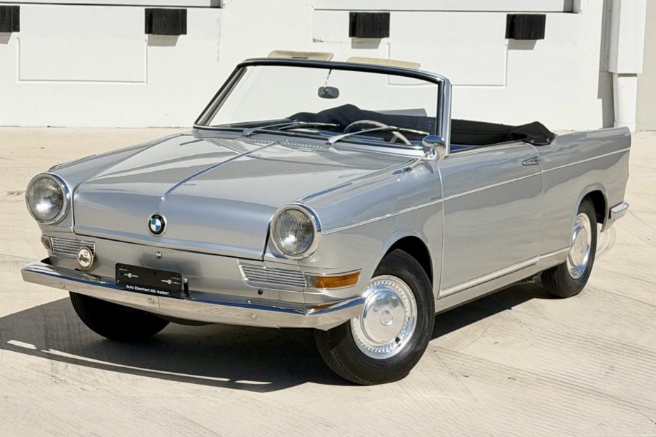 1963 BMW 700 sold at auction for $32,000