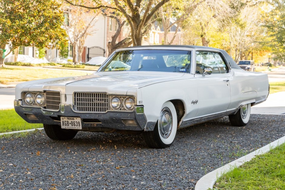 1969 Oldsmobile Ninety Eight sold at auction for $10,000