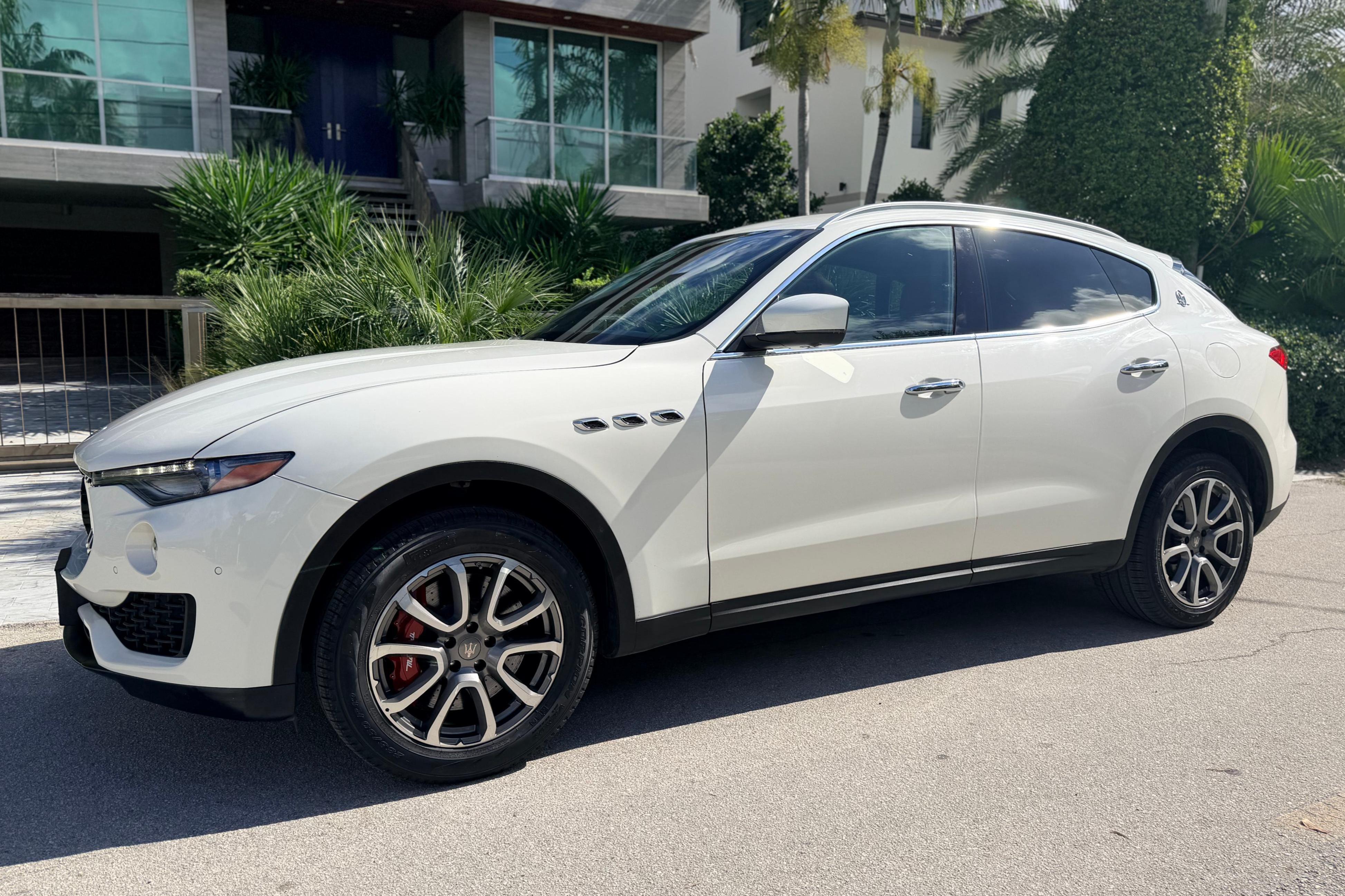 2017 Maserati Levante sold at auction for $12,100