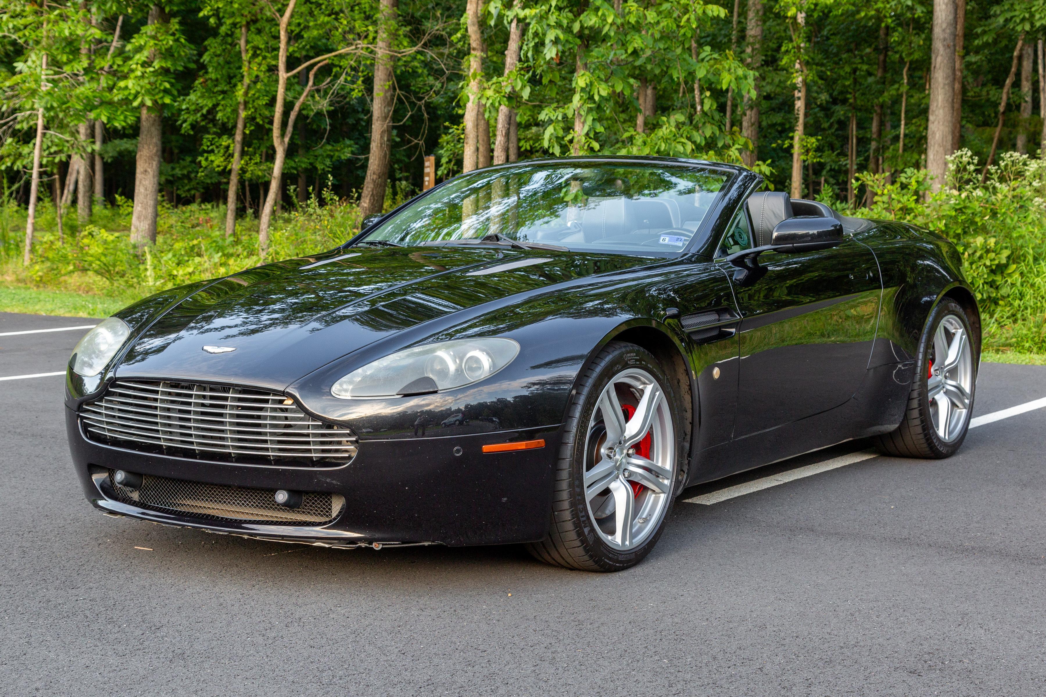 2009 Aston Martin Vantage sold at auction for $35,555