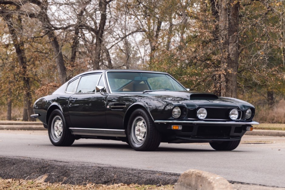 1975 Aston Martin V8 sold at auction for $155,000
