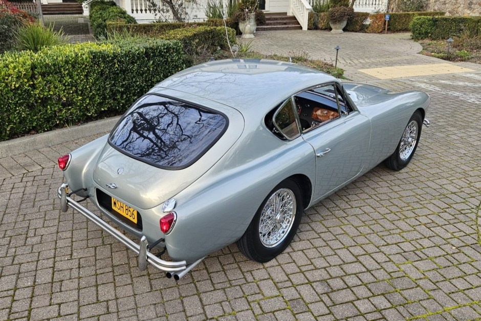 1961 AC Ace sold at auction for $123,456