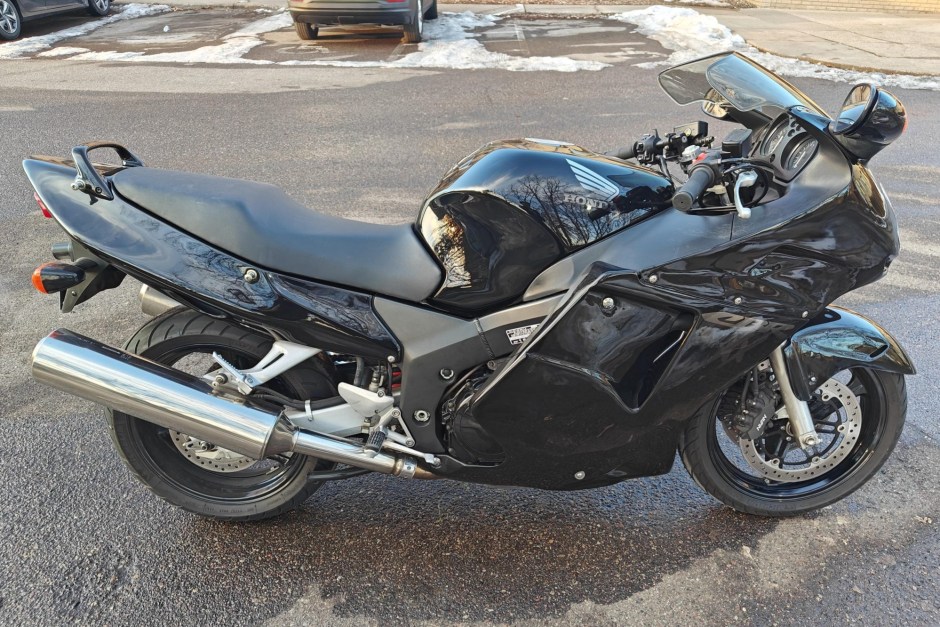 1997 Honda CBR sold at auction for $6,000