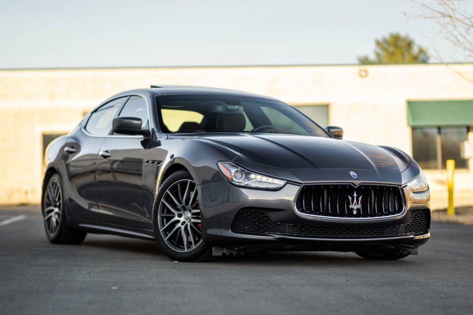 2015 Maserati Ghibli sold at auction for $17,050