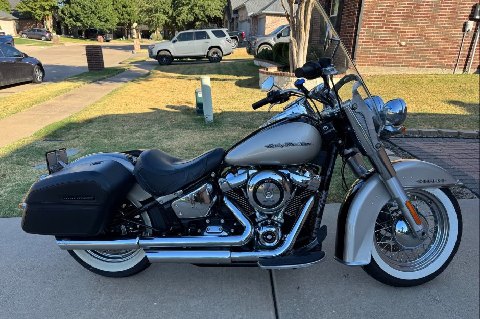 2018 Harley-Davidson Softail sold at auction for $10,000