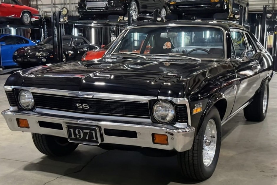 1971 Chevrolet Nova sold at auction for $33,250