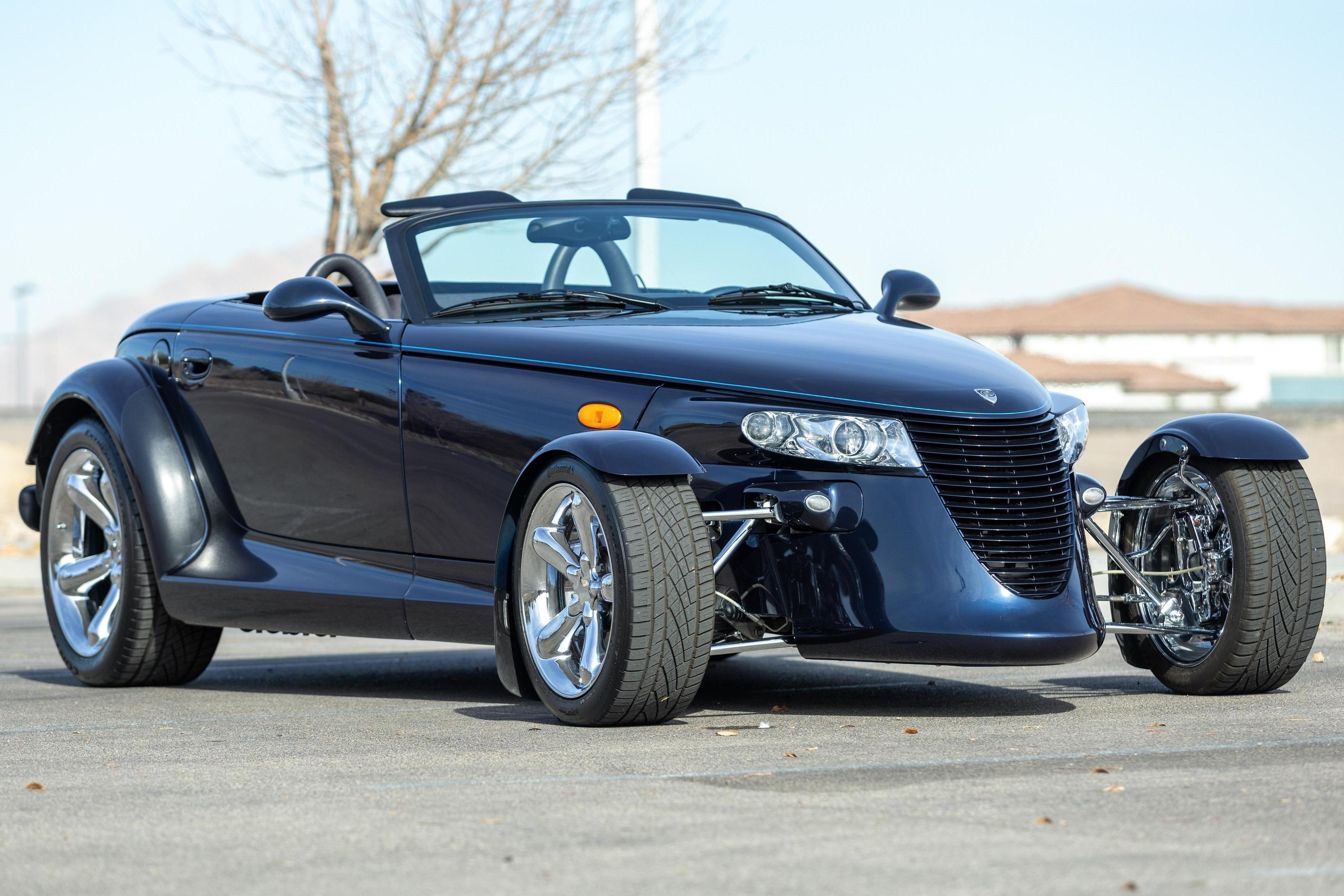 2001 Chrysler Prowler sold at auction for $23,350