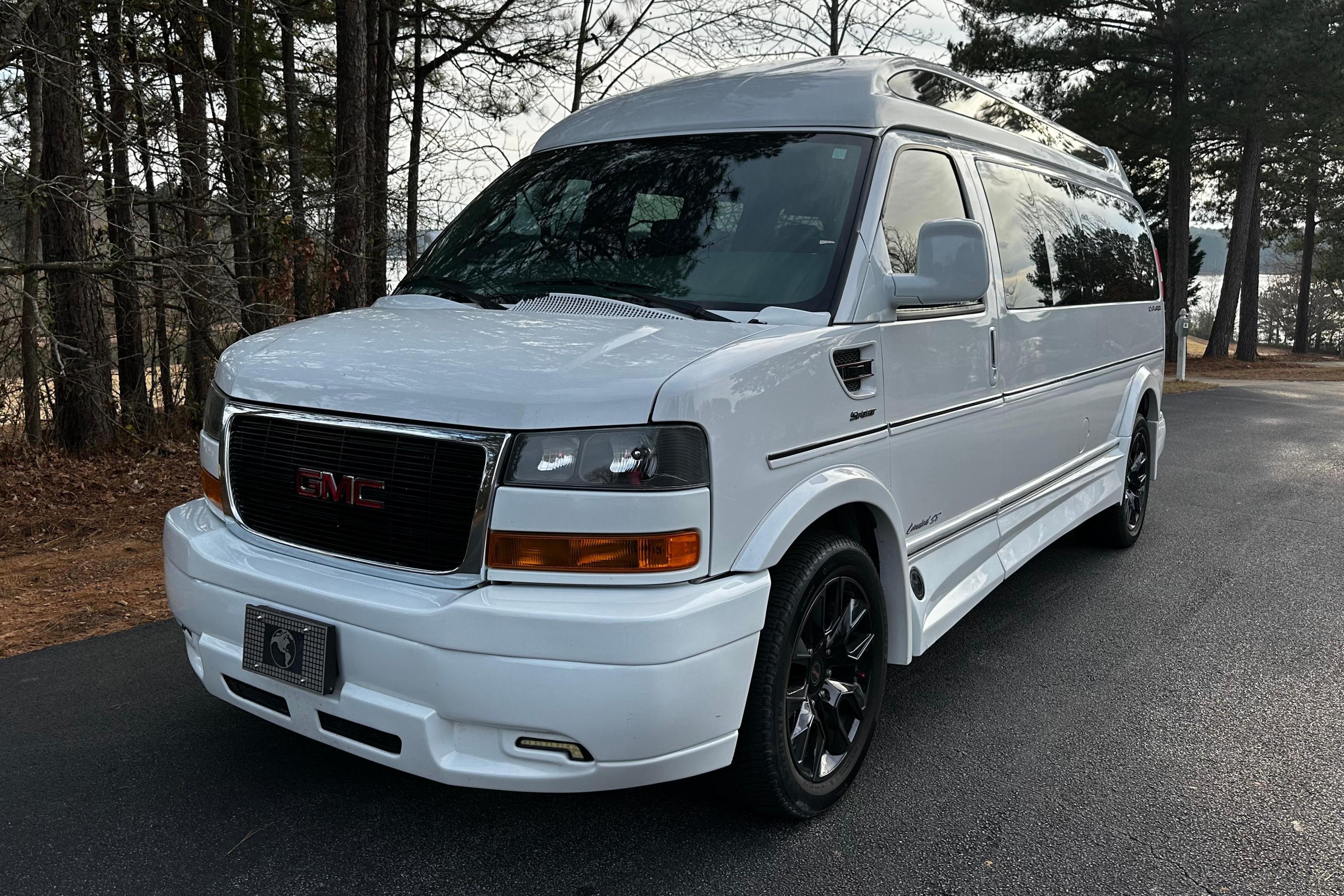 2023 GMC Savana sold at auction for $47,000