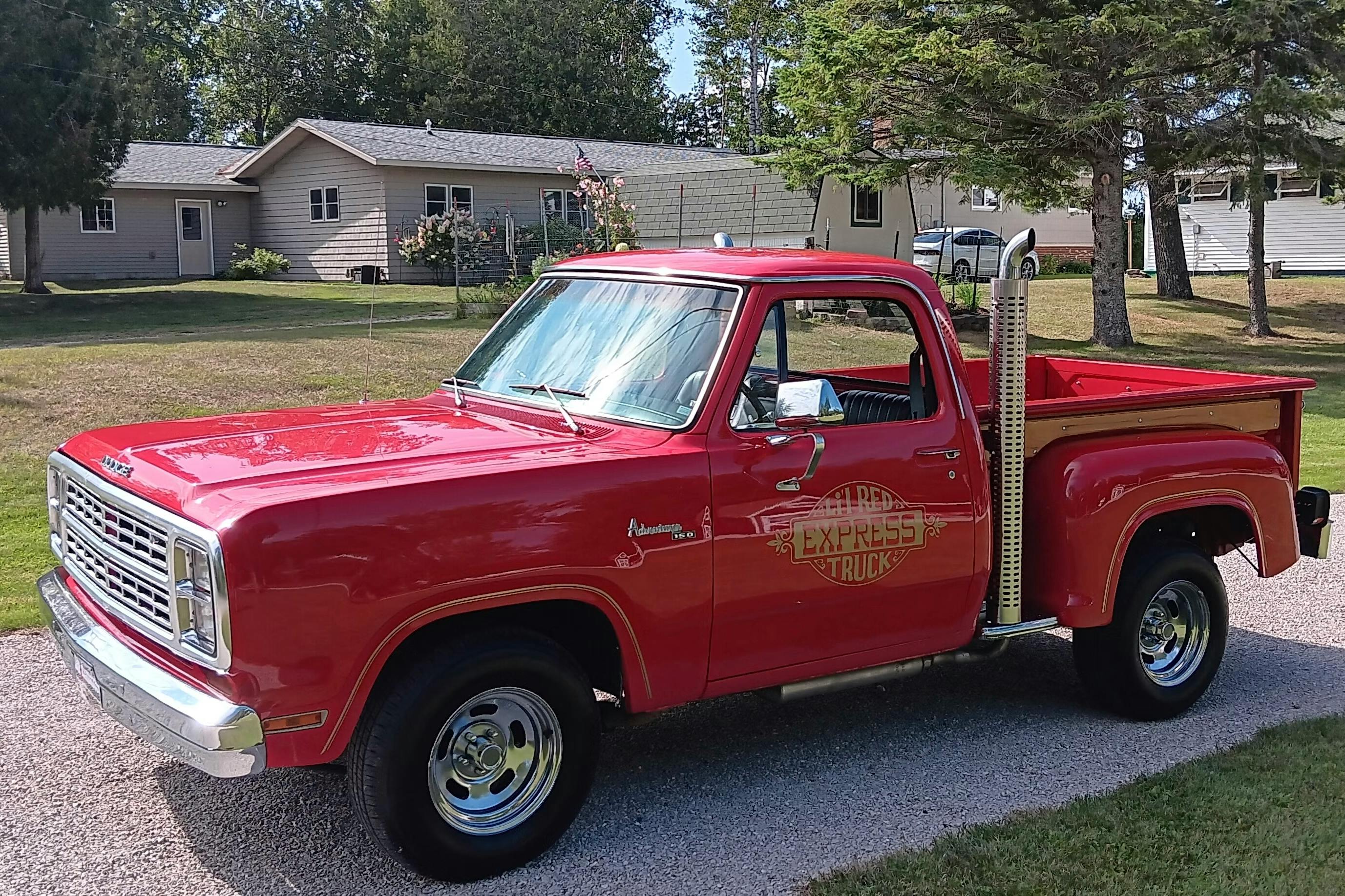 1979 Dodge D Series sold at auction for $19,750